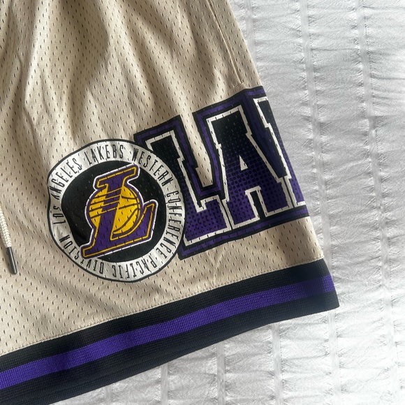 NBA Los Angeles Lakers Basketball Shorts - Picture 4 of 5